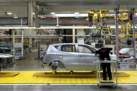 Marché : Chine: Baisse des ventes de voitures pour le cinquième mois consécutif