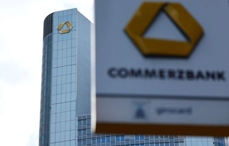 Marché : UniCredit achète une participation de 4,5% dans Commerzbank à l'État allemand