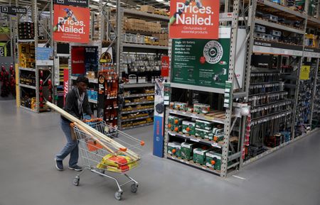 Marché : Kingfisher relève sa prévision de bénéfice annuel, le titre bondit