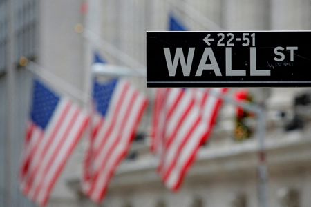 Marché : Wall Street vue en progression, prudence avant la Fed