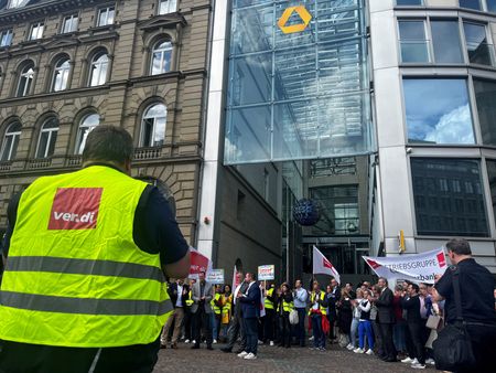 Marché : Six responsables de la BCE soutiennent le principe d'un rapprochement entre UniCredit et Co