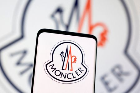 LVMH se renforce auprès de Moncler en s'associant avec son PDG