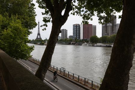Marché : France: Le déficit commercial s'établit à 7,371 milliards d'euros fin août