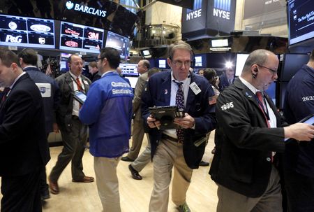 Wall Street : Wall Street démarre la semaine dans le vert