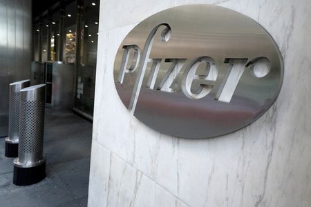Marché : Pfizer dépasse les attentes au troisième trimestre et relève sa prévision annuelle de bénéf