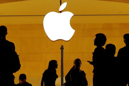 Apple bat les attentes au T3 dans le sillage de ventes d'iPhone solides