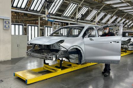 Marché : Chine: L'activité manufacturière renoue avec la croissance en octobre