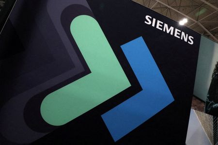 Siemens dépasse les attentes au T4 mais anticipe des risques en 2025