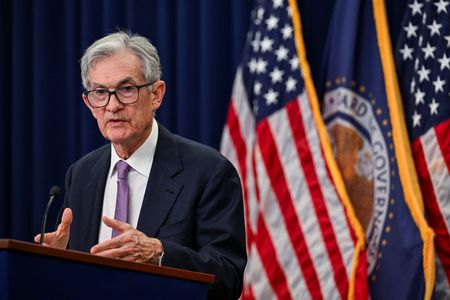 Wall Street : Wall Street termine en baisse après les commentaires de Powell et les choix de Trump