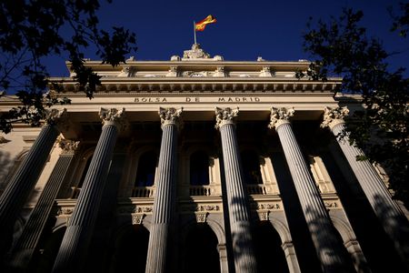 Europe : L'Europe se replie à l'ouverture, le risque politique pèse