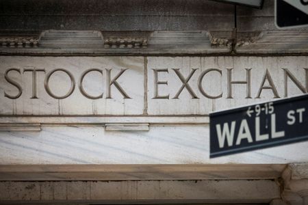 Wall Street : Wall Street termine en baisse à la veille du rapport sur l'emploi