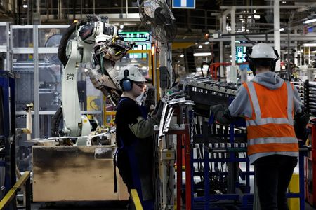 Marché : France/PMI: L'activité industrielle se contracte en décembre au rythme le plus rapide depui
