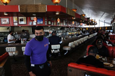 Marché : Etats-Unis: L'activité du secteur des services accélère en décembre