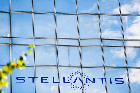 Stellantis anticipe une baisse des livraisons de véhicules de 9% au 4e trimestre