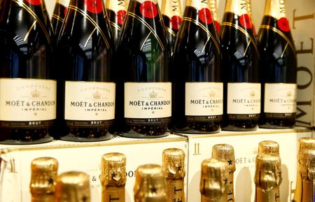 Marché : Baisse de près de 10% des livraisons de champagne français en 2024