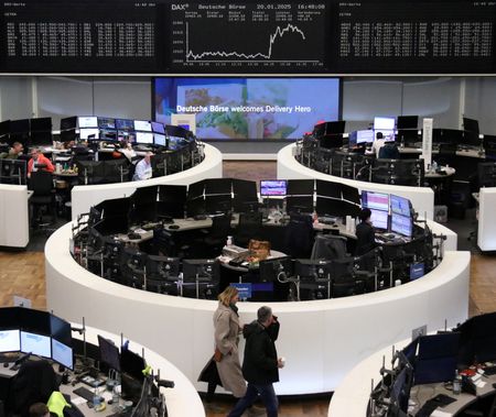 Marché : L'Europe clôt en hausse avec l'espoir d'un report des droits de douane US