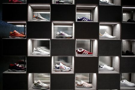Marché : Adidas affiche une hausse de ses ventes et de sa marge brute au 4e trimestre