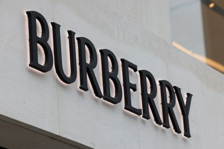 Marché : Les ventes de Burberry baissent moins que prévu au T3