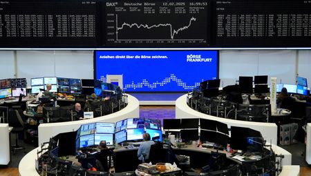 Marché : L'Europe finit dans le vert avec les entreprises, l'inflation pèse à Wall Street
