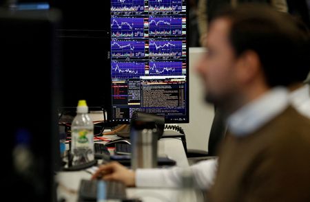 Europe : L'Europe ouvre mitigée, l'incertitude géopolitique plane
