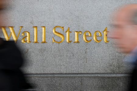 Wall Street : Wall Street ouvre en légère baisse avant la Fed
