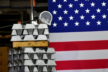 Marché : États-Unis: L'indice ISM manufacturier retombe en contraction en mars, les pressions inflat