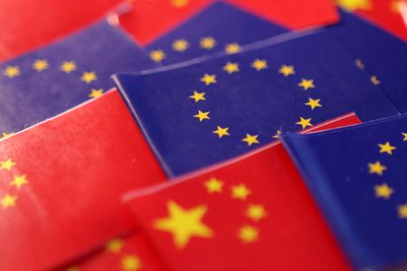 Marché : La Chine se dit prête à travailler avec l'UE pour apporter la certitude au commerce interna
