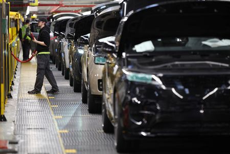 Marché : GB-Jaguar Land Rover va suspendre temporairement ses livraisons vers les USA face aux surta