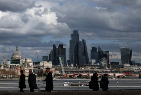 Marché : Les projets d'introductions en Bourse et le M&A perturbés par la guerre commerciale
