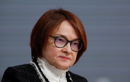 Marché : Russie: L'économie exposée à une chute du pétrole, estime la banque centrale