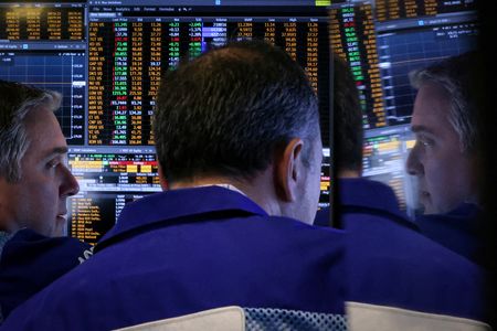 Wall Street : Wall Street ouvre en hausse, Microsoft et Meta rassurent sur la 