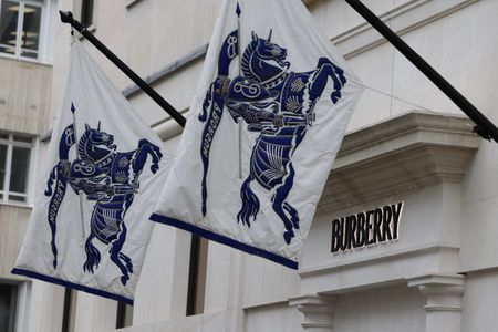 Marché : Burberry: Baisse moins marquée que prévu des ventes au T4