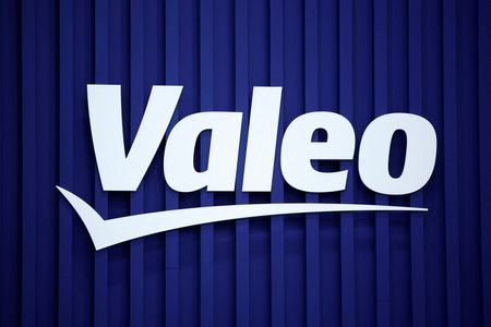 Valeo en avance sur son programme d'économies, dit son DG
