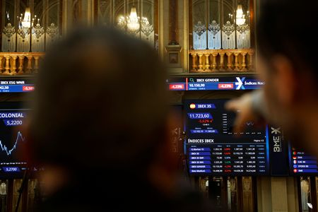 Marché : L'Europe finit dans le rouge, l'économie et la dette inquiètent