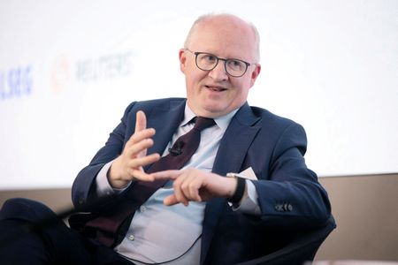 Marché : La BCE confiante que l'inflation dans les services diminuera cette année, selon Lane
