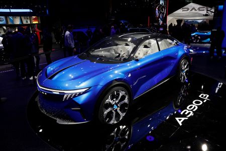 Renault dévoile l'A390, un coupé sportif électrique pour élargir la clientèle d'Alpine