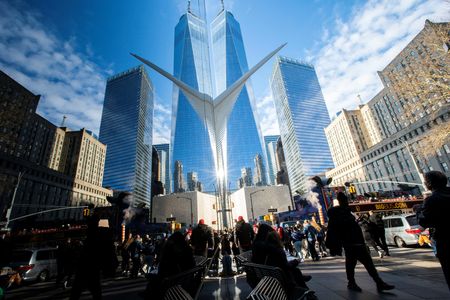 Wall Street : Wall Street en baisse, plombée par la querelle Trump-Musk