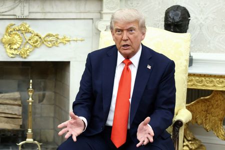 Marché : La Fed devrait réduire ses taux d'intérêt d'un point de pourcentage, dit Trump