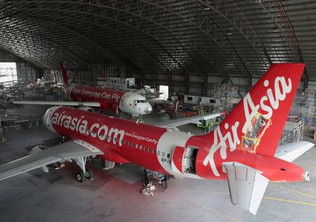 Marché : AirAsia sur le point d'acheter au moins 100 Airbus, selon des sources