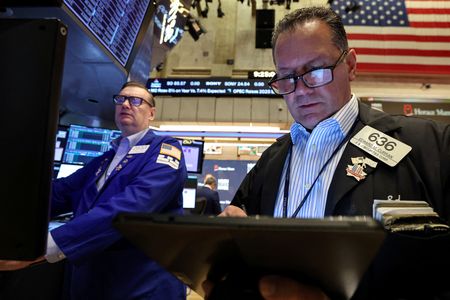 Wall Street : Wall Street ouvre en baisse avec les bombardements américains en Iran