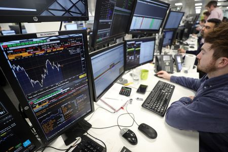 Marché : L'Europe attendue en hausse, commerce et emploi US toujours en ligne de mire