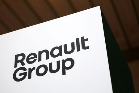 Renault-Ventes en baisse de 0,1% au T2 à cause des utilitaires en Europe