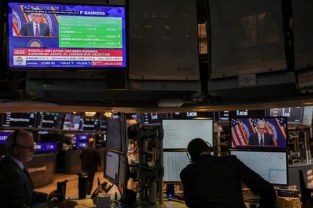 Wall Street : Wall Street termine dans le rouge après les droits de douane et l'emploi