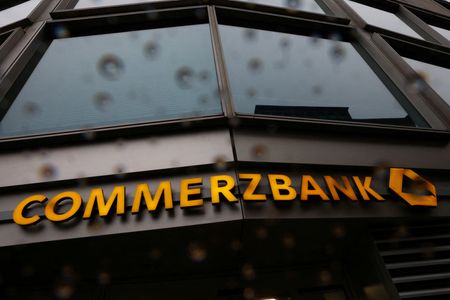 Marché : Commerzbank relève son objectif de bénéfice, les coûts de restructuration pèsent sur le T2