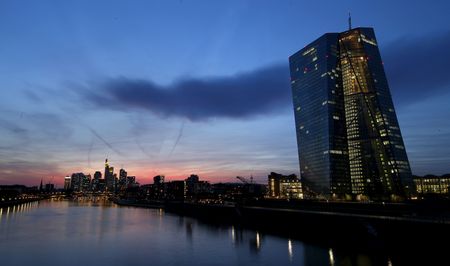 Europe : Europe: Croissance des profits au 2e trimestre mais l'euro fort et les incertitudes commerc