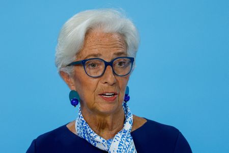 Marché : Les travailleurs étrangers ont stimulé l'économie de la zone euro, selon Christine Lagarde