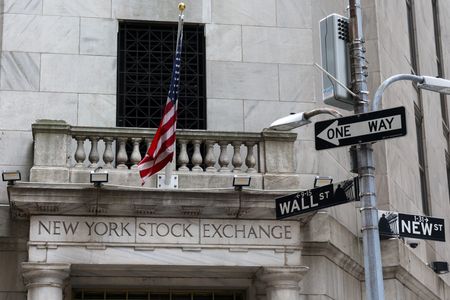 Wall Street : Wall Street ouvre en légère baisse avec les incertitudes autour de la Fed