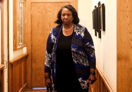 Marché : Décision reportée sur le recours de Lisa Cook (Fed) contre son limogeage