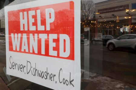 Marché : Etats-Unis: Les créations d'emplois moins élevées que prévu en août, dollar et taux chutent