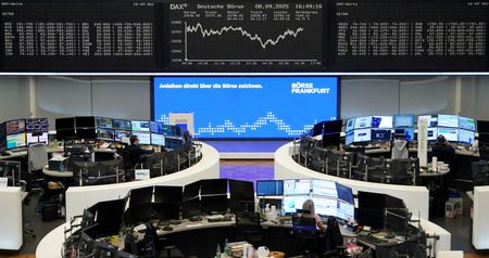 Marché : L'Europe clôture en hausse en attendant la chute probable du gouvernement Bayrou